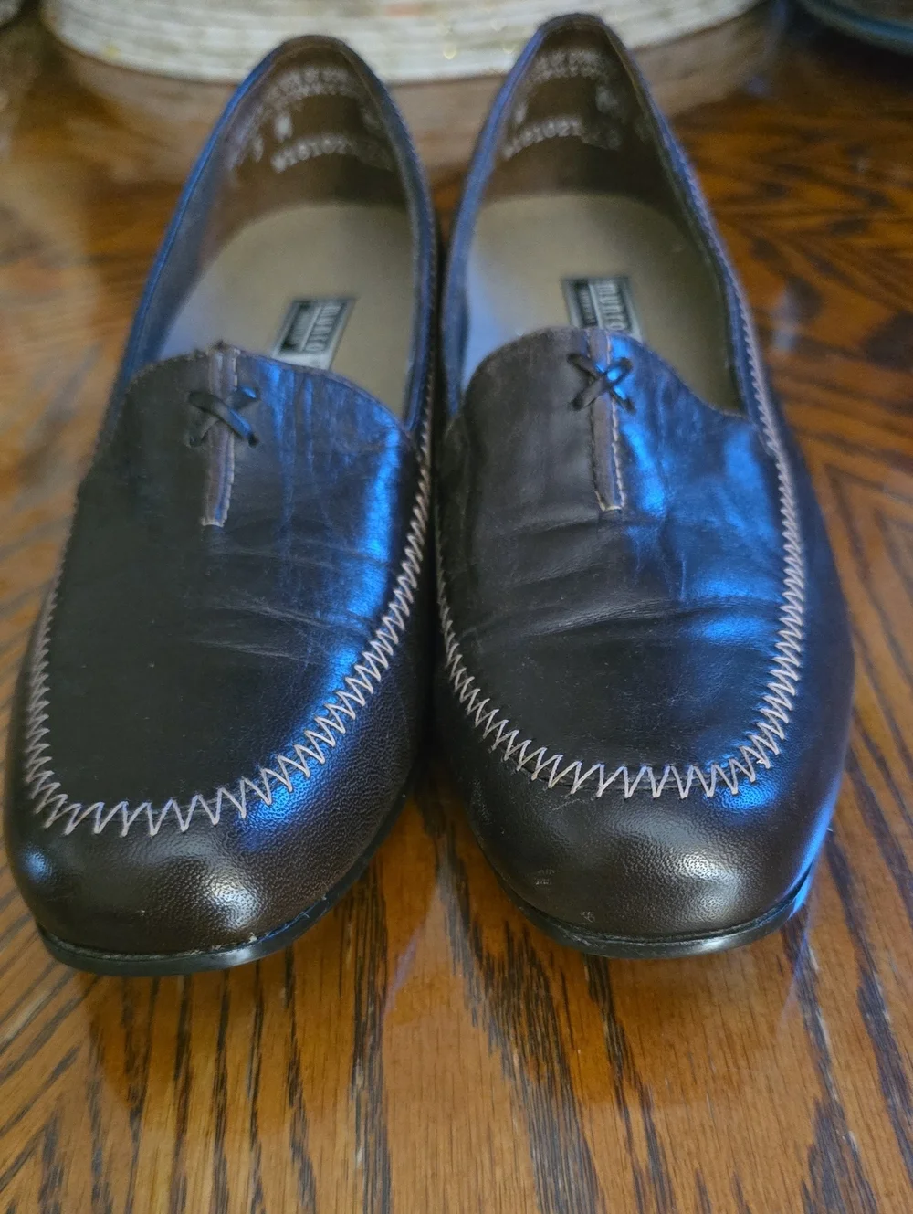 Munro American Brown Leather Flats
